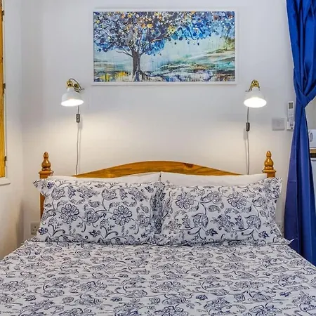 Maltese Charm With Private Terrace With 2 Min To
