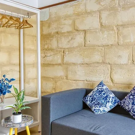 Maltese Charm With Private Terrace With 2 Min To Lägenhet