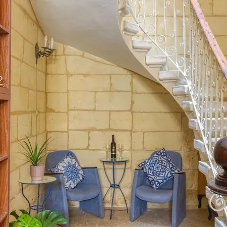 Lägenhet Maltese Charm With Private Terrace With 2 Min To
