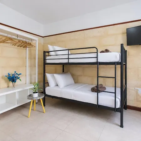 Maltese Charm With Private Terrace With 2 Min To Lägenhet Sliema