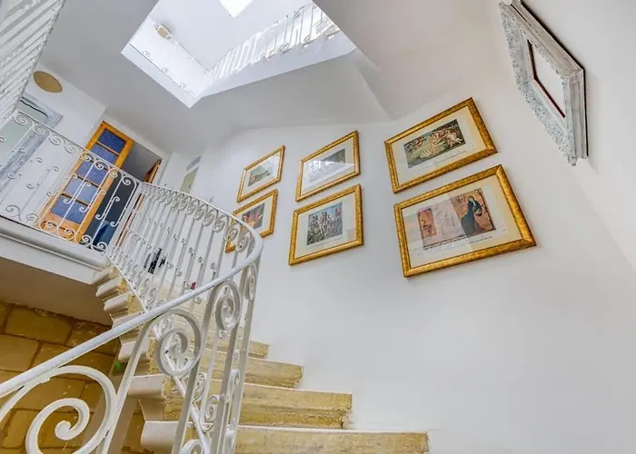 Lovely Near Promenade Apartman *